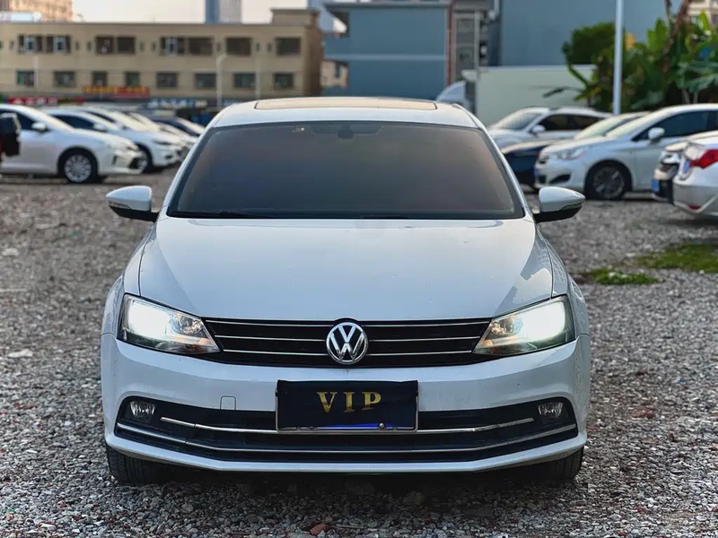 Volkswagen Sagitar