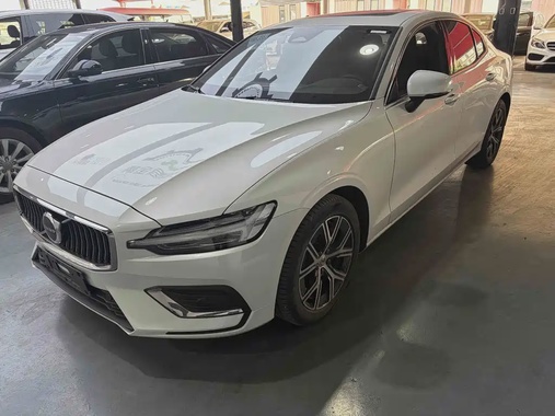 Volvo S60 2024