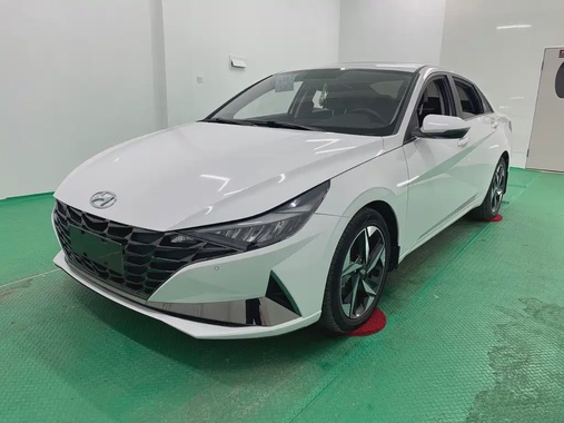 Hyundai Elantra 2023
