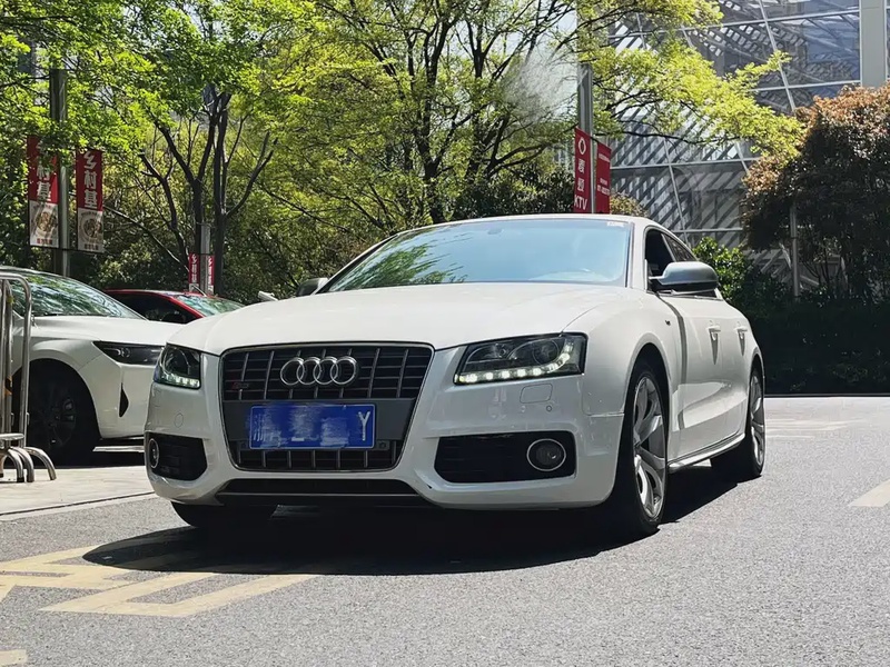 Audi S5