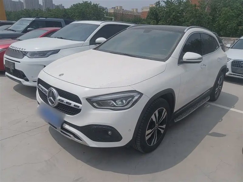 Mercedes-Benz GLA-Class
