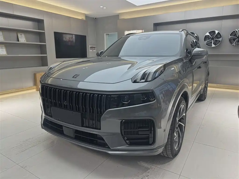 Lynk & Co 09