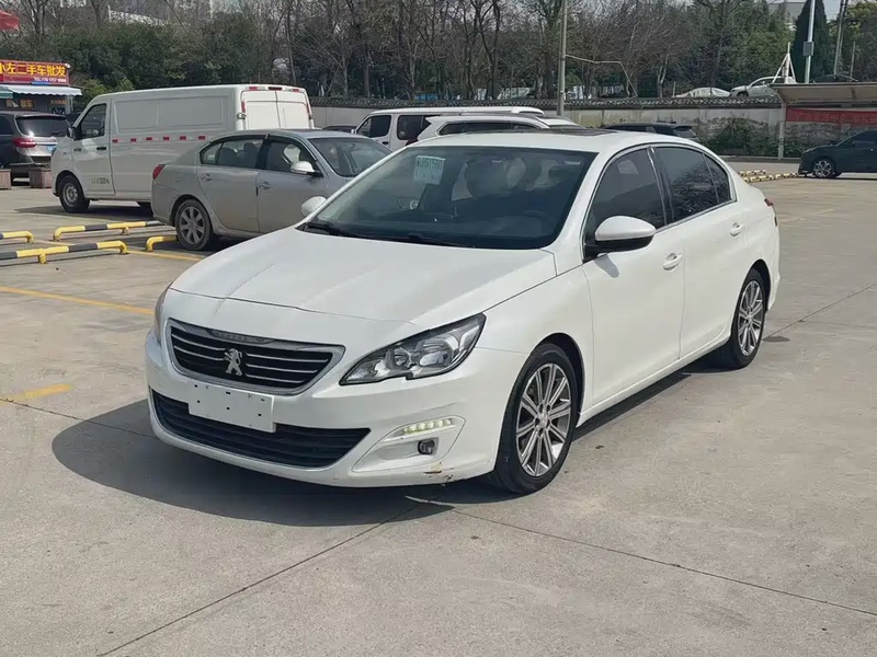 Peugeot 408