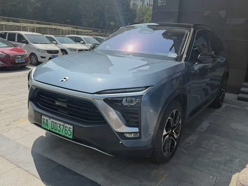 NIO ES8 2019