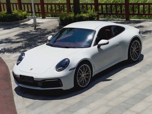 Porsche 911 2021