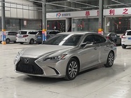 Lexus ES 2019