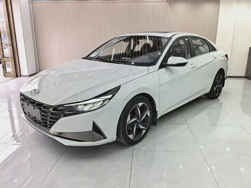 Hyundai Elantra 2023