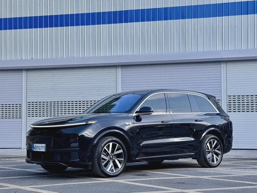 Li Auto L8 2023