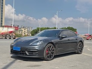 Porsche Panamera 2023