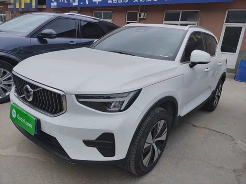 Volvo XC40 2022