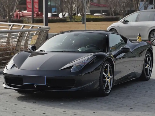 Ferrari 458 2013