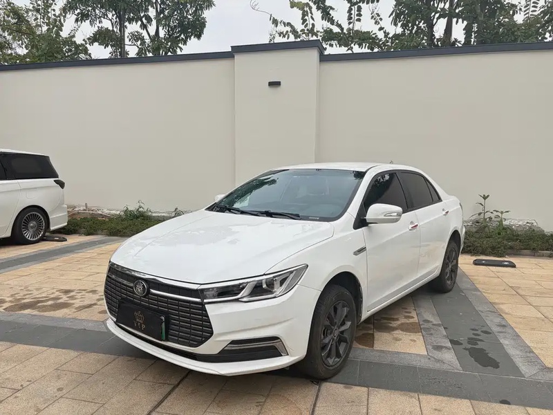 BYD Qin