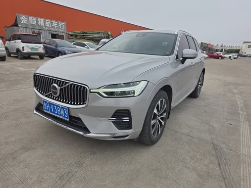 Volvo XC60 2022
