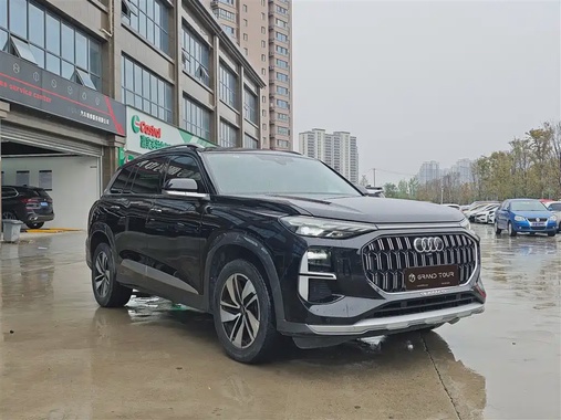 Audi Q6 2024