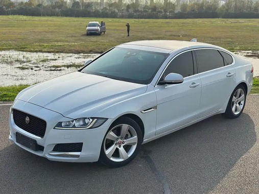 Jaguar XF 2018