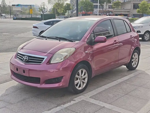 Toyota Yaris 2011
