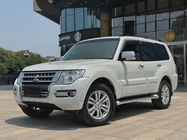 Mitsubishi Pajero 2020