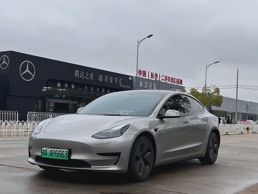 Tesla Model 3 2023