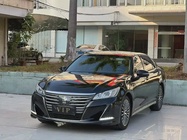 Toyota Crown 2018