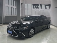 Lexus ES 2019