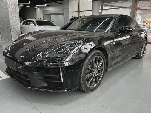 Porsche Panamera 2025