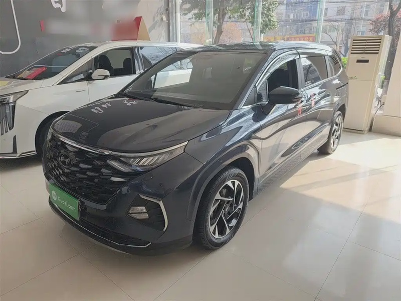 Hyundai Custo