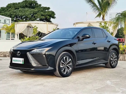 Lexus RZ 2024
