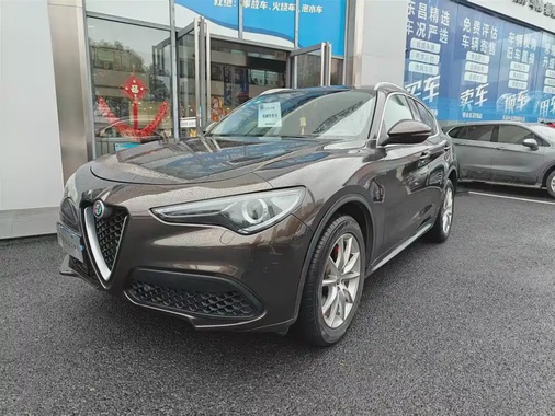 Alfa Romeo Stelvio 2019