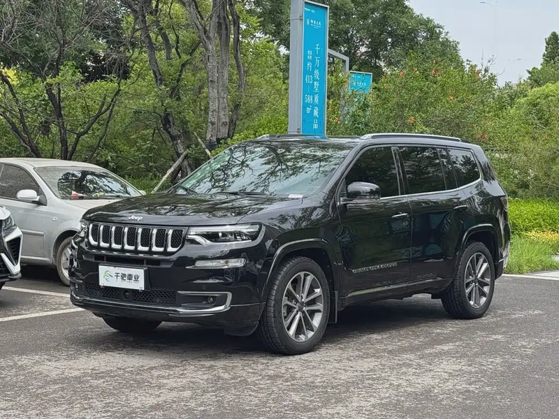 Jeep Grand Commander