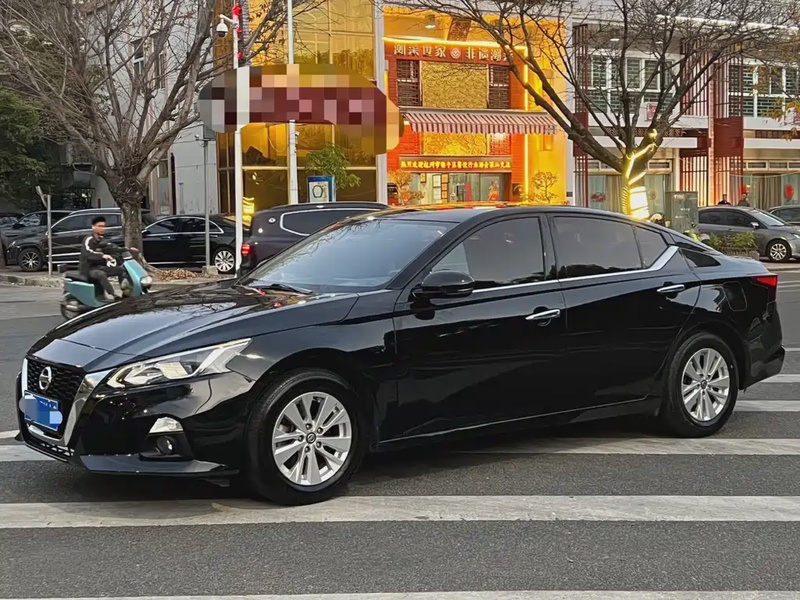 Nissan Teana