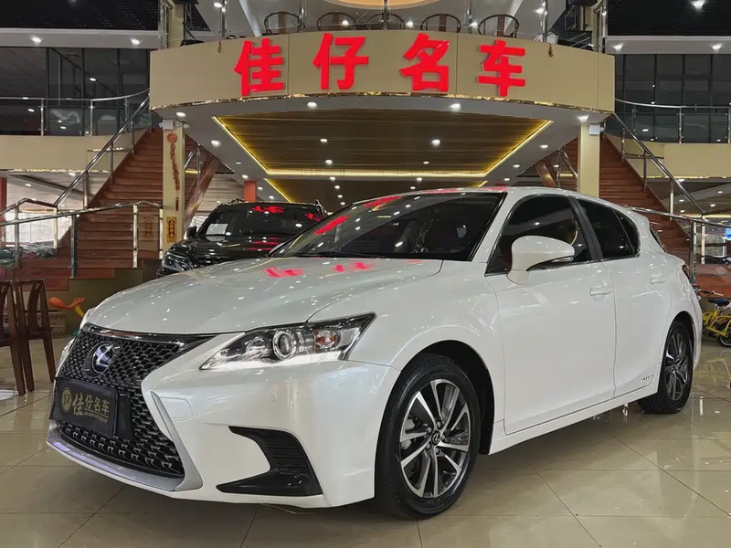 Lexus CT