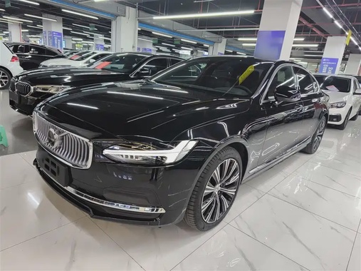 Volvo S90 2025
