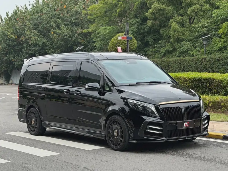 Mercedes-Benz V-Class