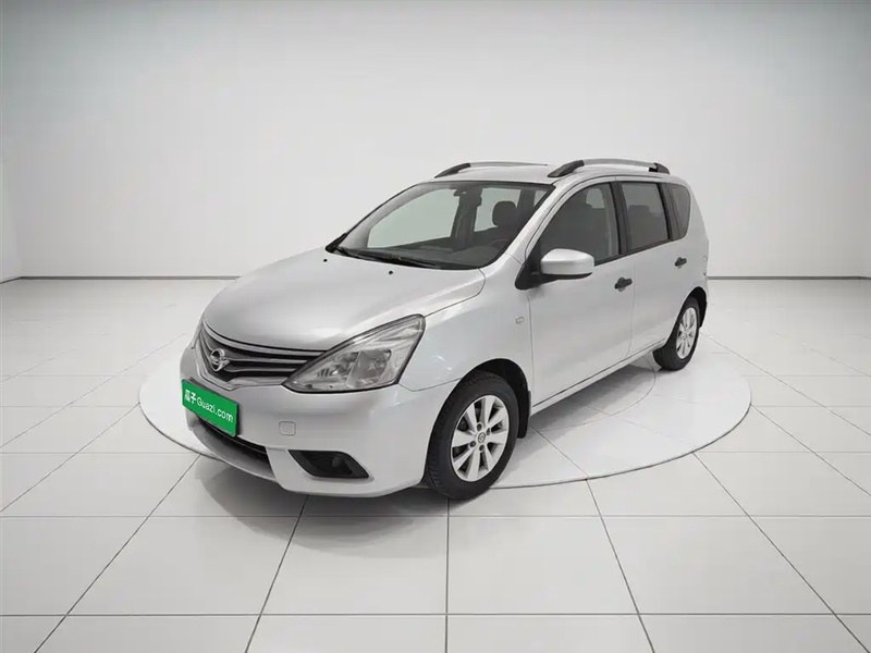 Nissan Livina