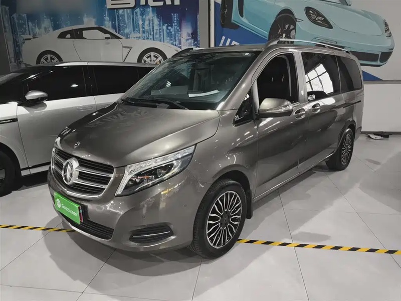 Mercedes-Benz V-Class