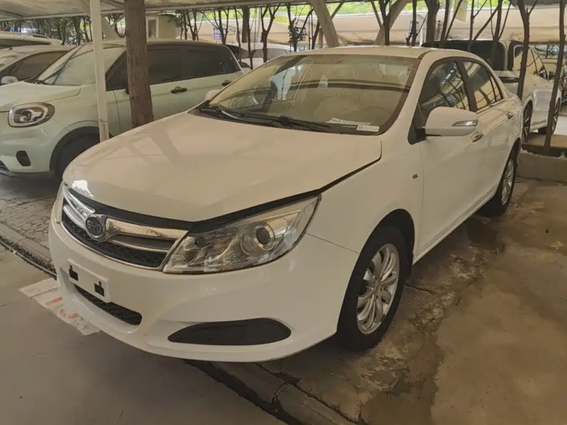 BYD Surui