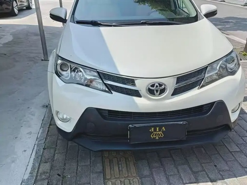 Toyota RAV4 2015
