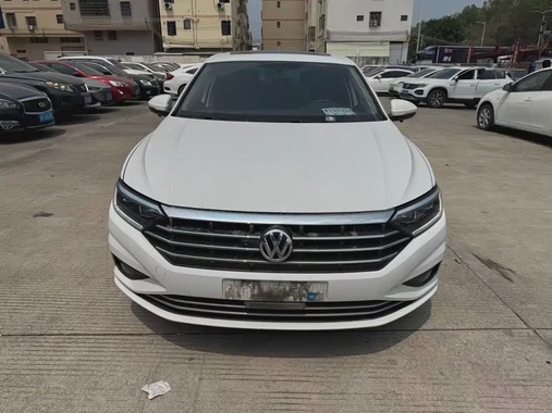 Volkswagen Sagitar 2020