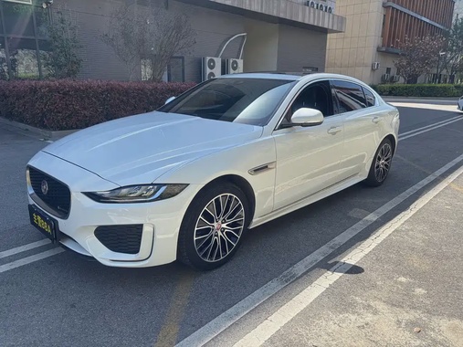 Jaguar XE 2021