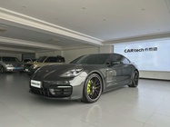 Porsche Panamera 2022