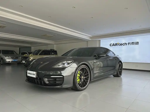 Porsche Panamera 2022