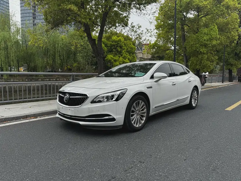 Buick LaCrosse