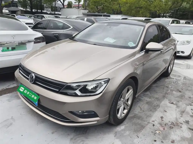 Volkswagen Lamando