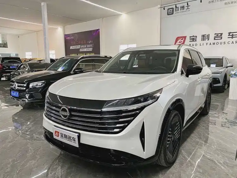 Nissan Teramont
