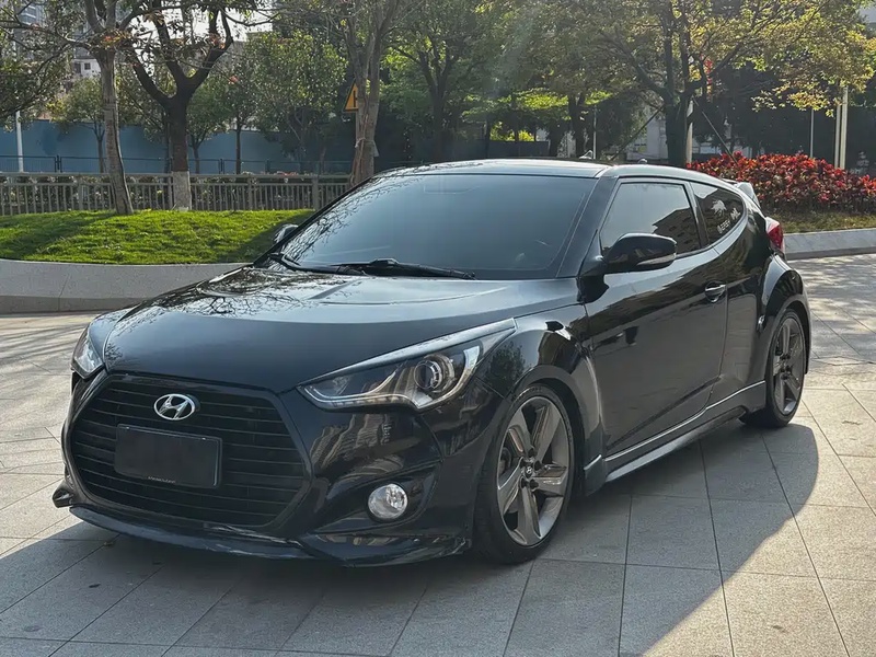 Hyundai Veloster