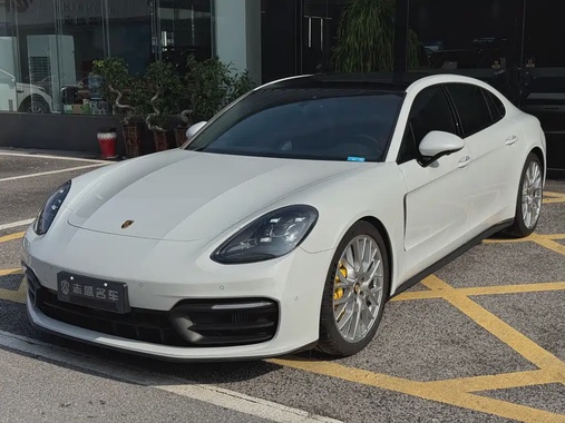 Porsche Panamera 2023