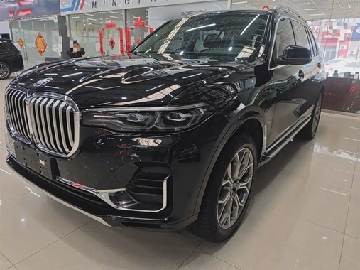 BMW X7 2021