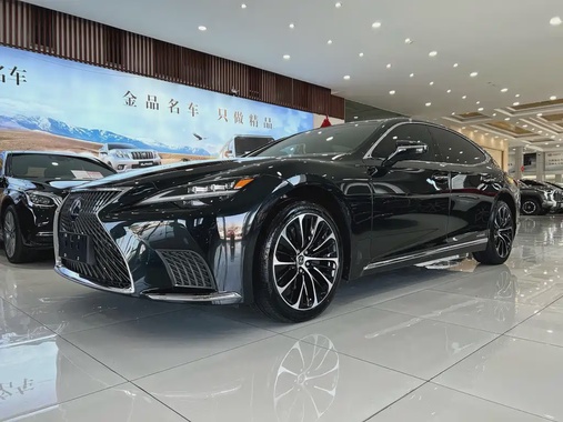 Lexus LS 2021