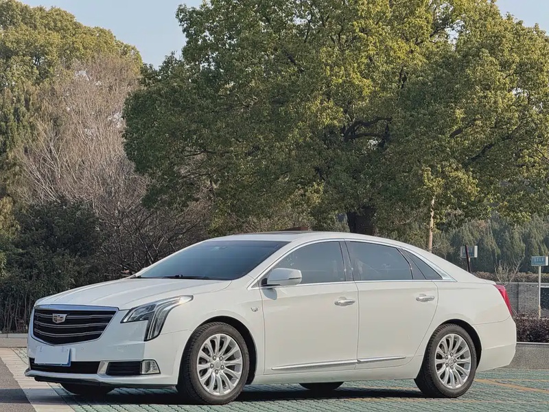Cadillac XTS