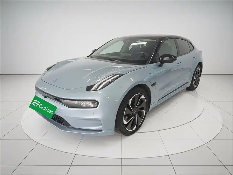 Zeekr 001
